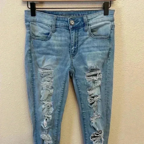 AMERICAN EAGLE Distressed Women’s Jeggings - Picture 2 of 9